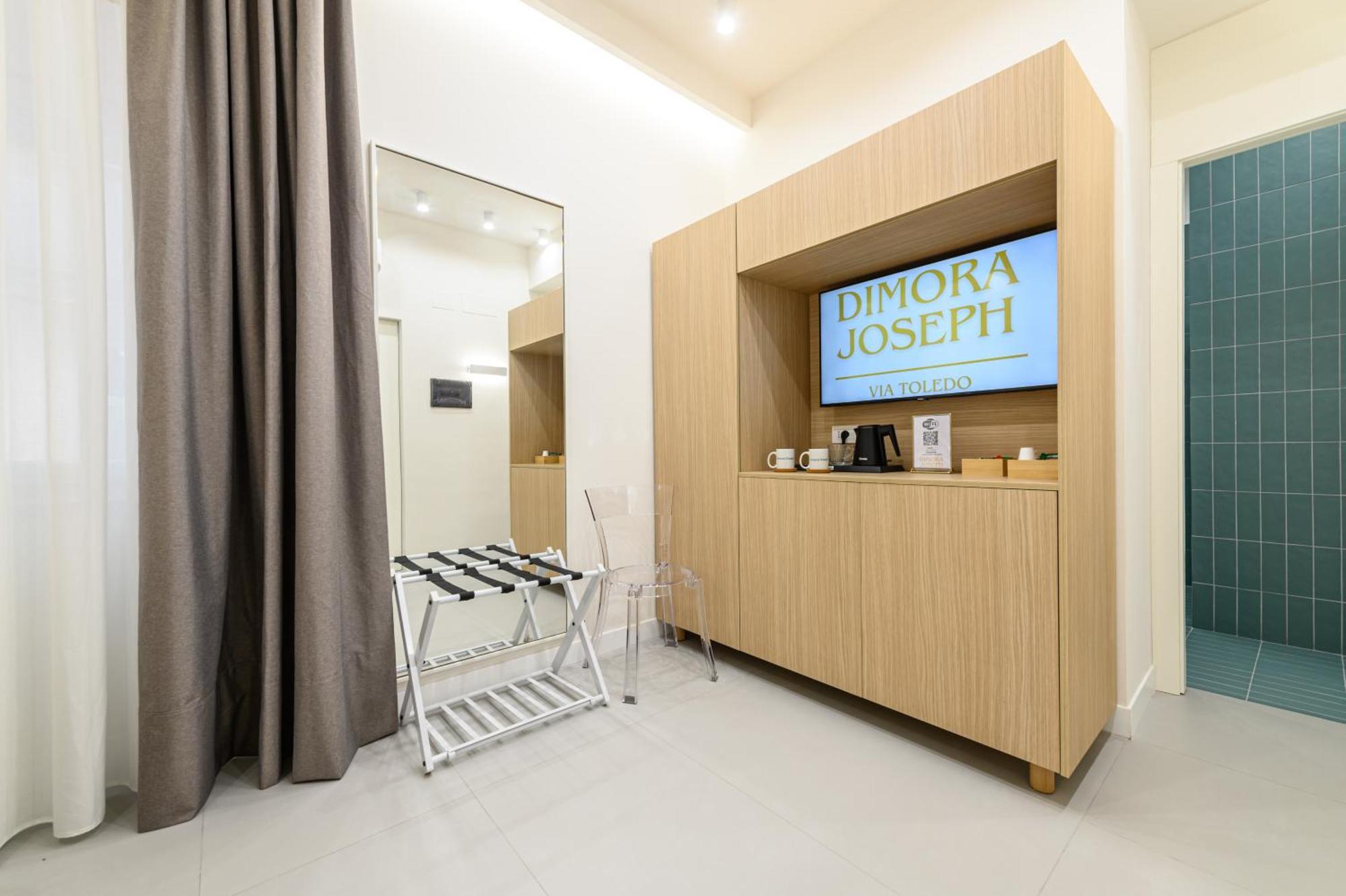 Dimora Joseph Via Toledo Hotel Nápoles Exterior foto